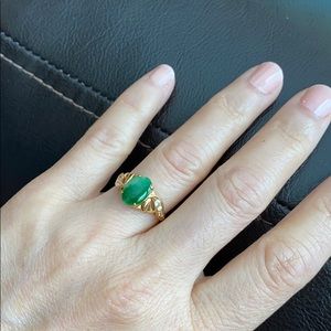14K Solid Gold Small Oval CZ Jade Ring Size 5.5